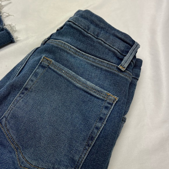 Good American Good Legs Skinny Cropped Jeans Women’s Size 6/28 - Picture 2 of 11